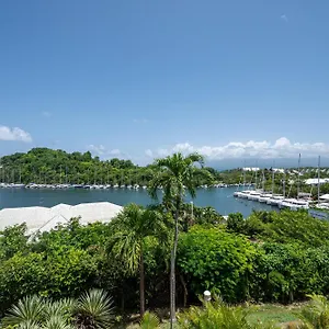  Appartement Studio, Piscine Et Vue A La Marina